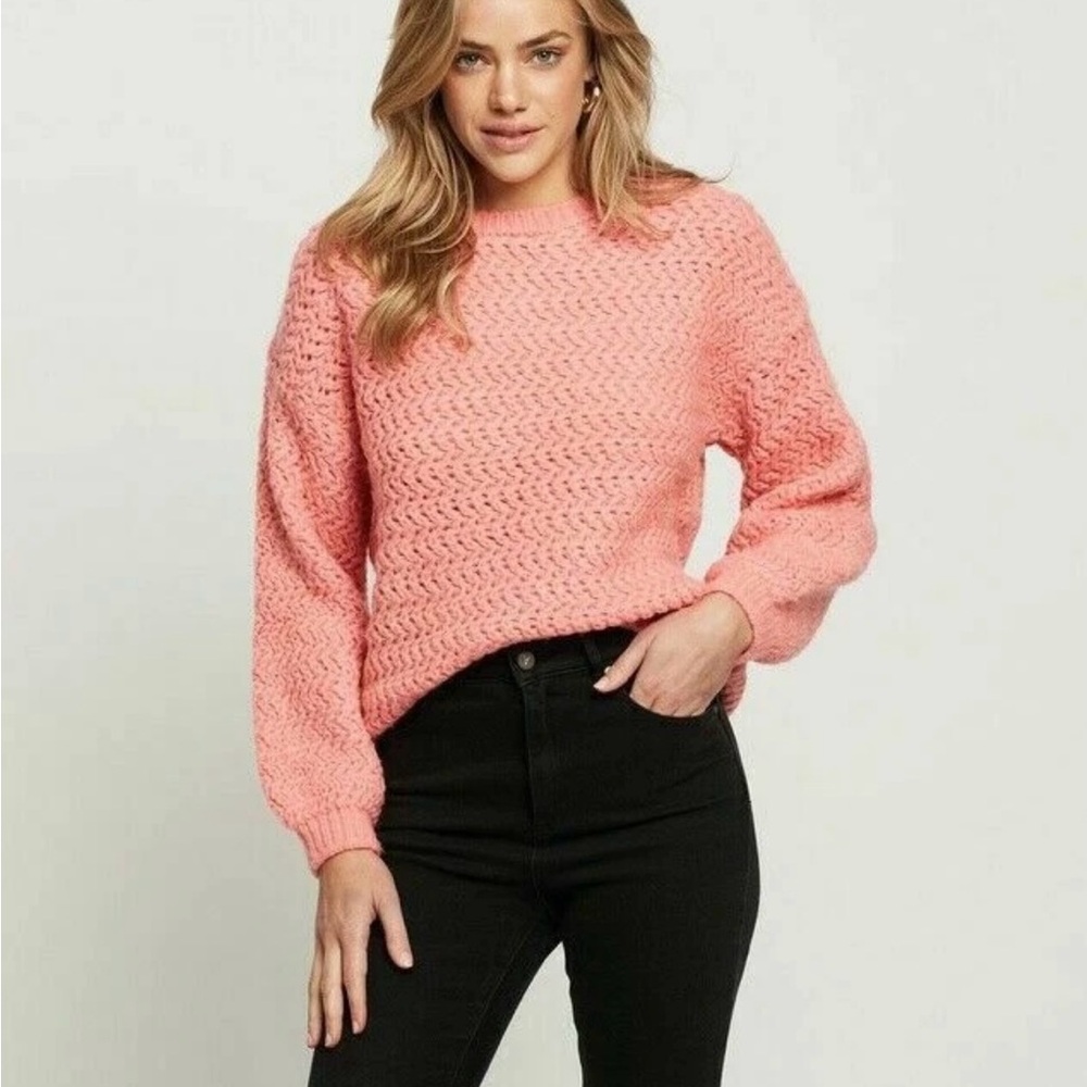 Vero Moda Coral Knit Sweater